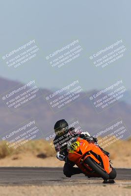 media/Mar-22-2025-CVMA (Sat) [[462c0ffedb]]/Race 13-Amateur Supersport Middleweight/